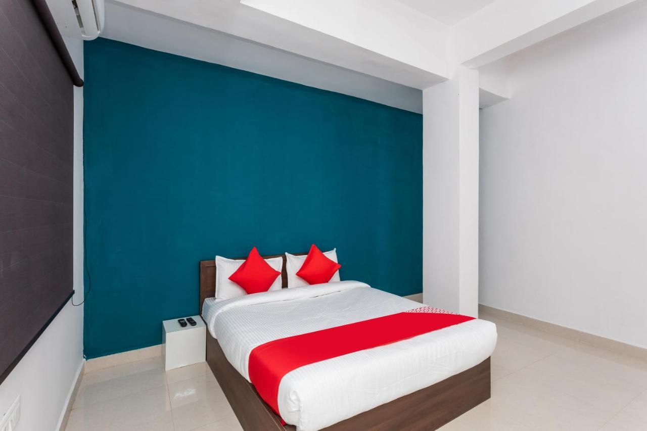 Oyo Hotel Convivial Paradise Shamsgarh Eksteriør bilde