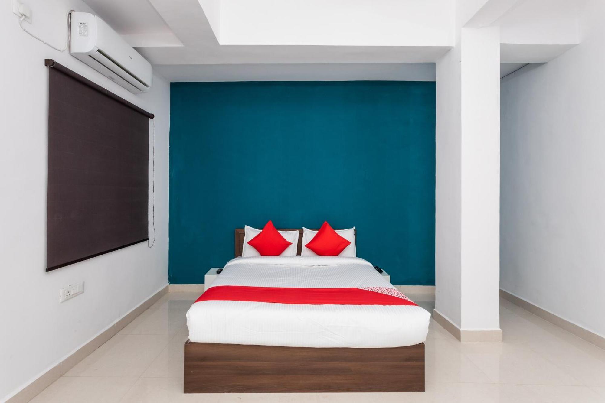 Oyo Hotel Convivial Paradise Shamsgarh Eksteriør bilde