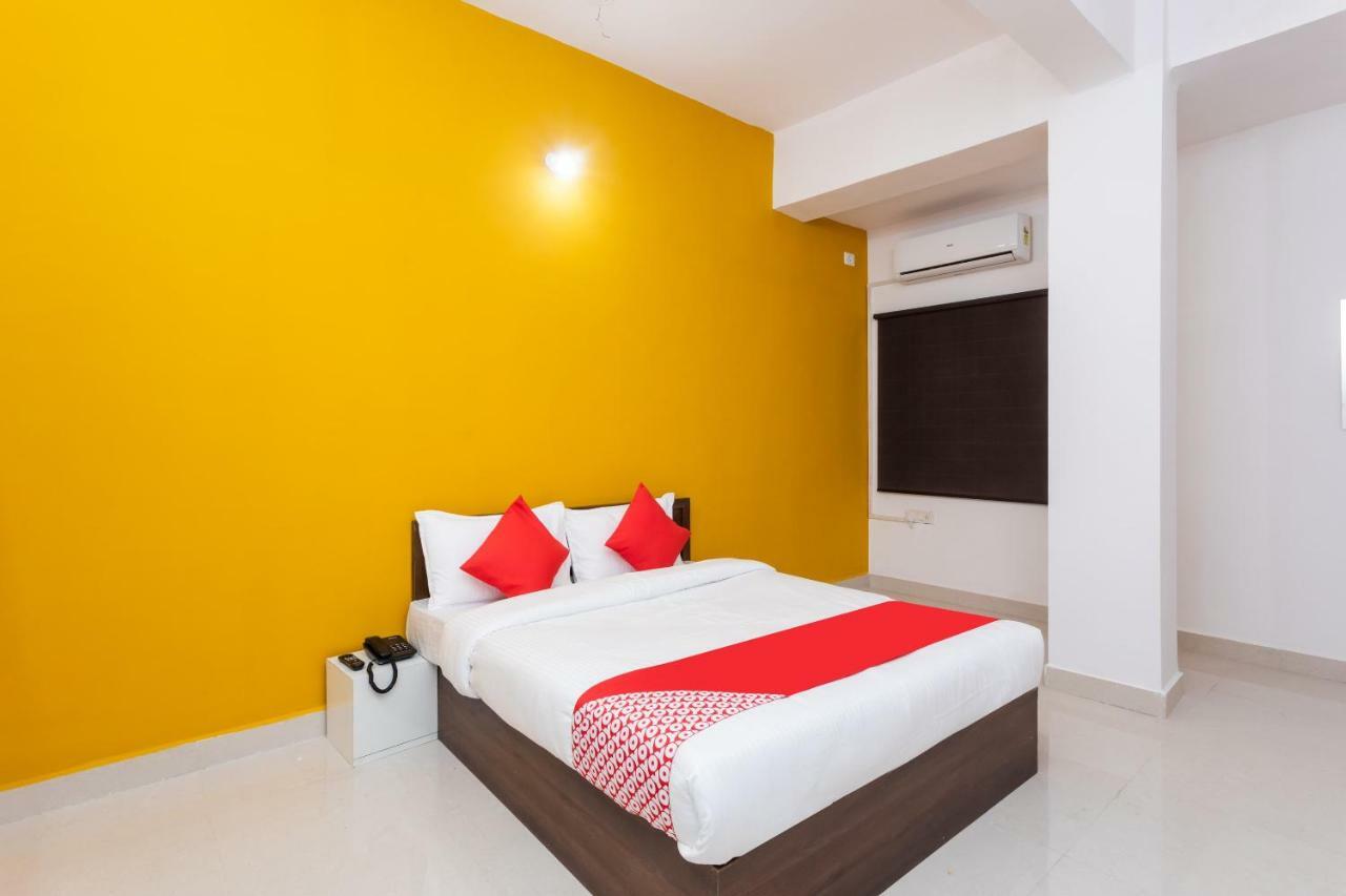 Oyo Hotel Convivial Paradise Shamsgarh Eksteriør bilde