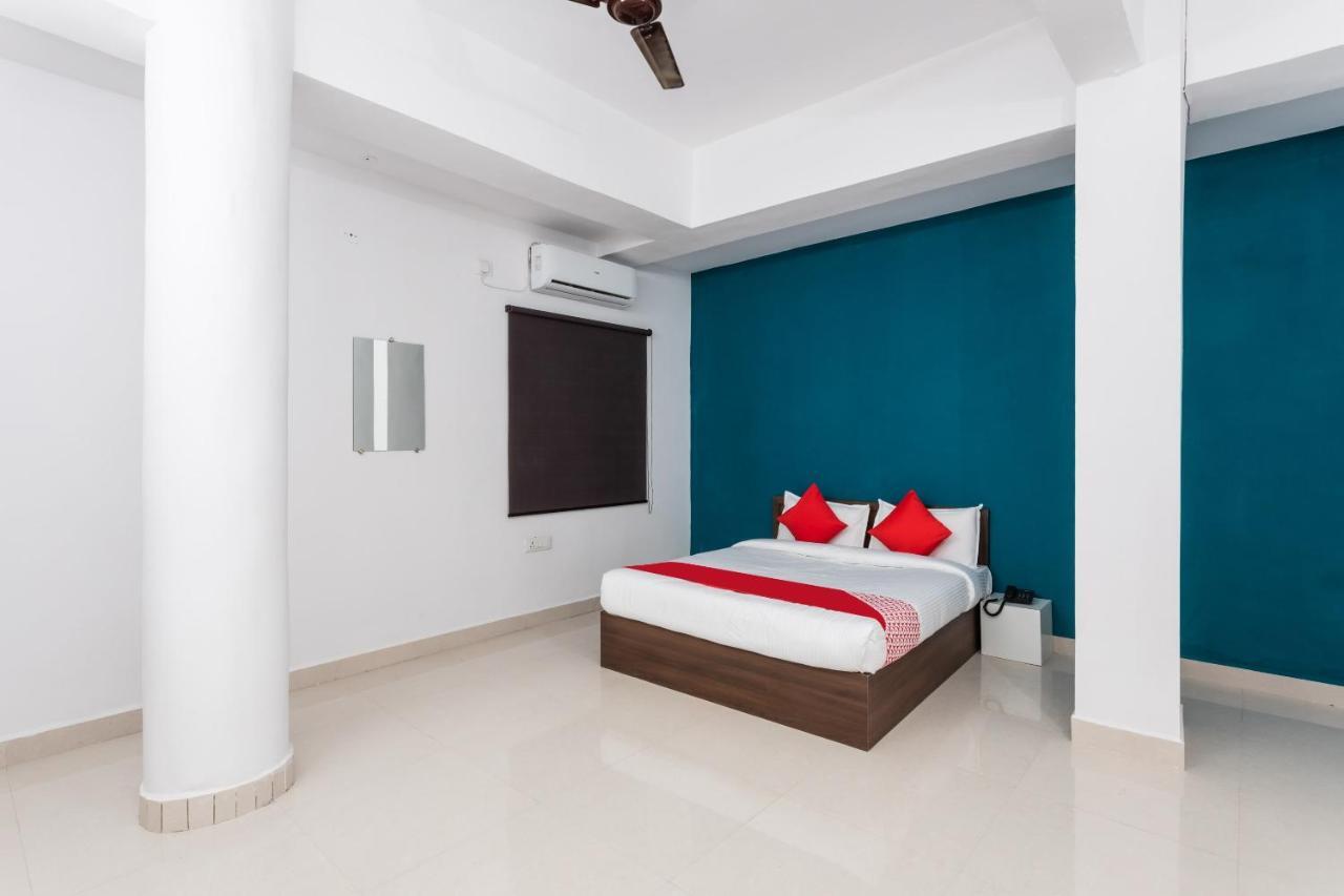 Oyo Hotel Convivial Paradise Shamsgarh Eksteriør bilde